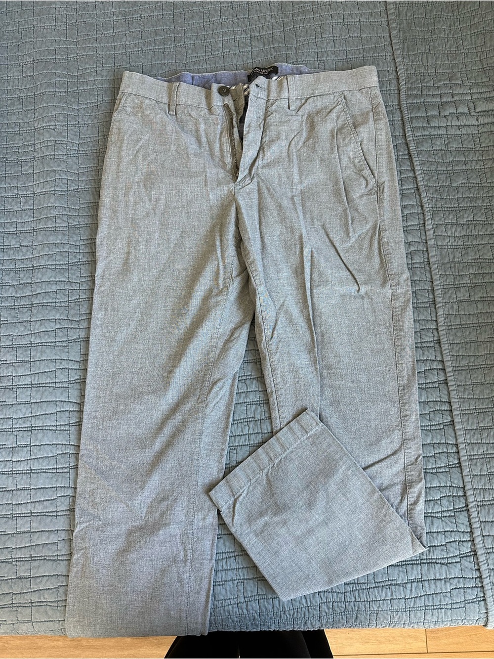 Banana Republic Light Gray Pants - Straight Fit
